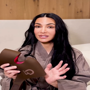 JOVS 4D Laser Light  Mask — Recommended by Kim Kardashian